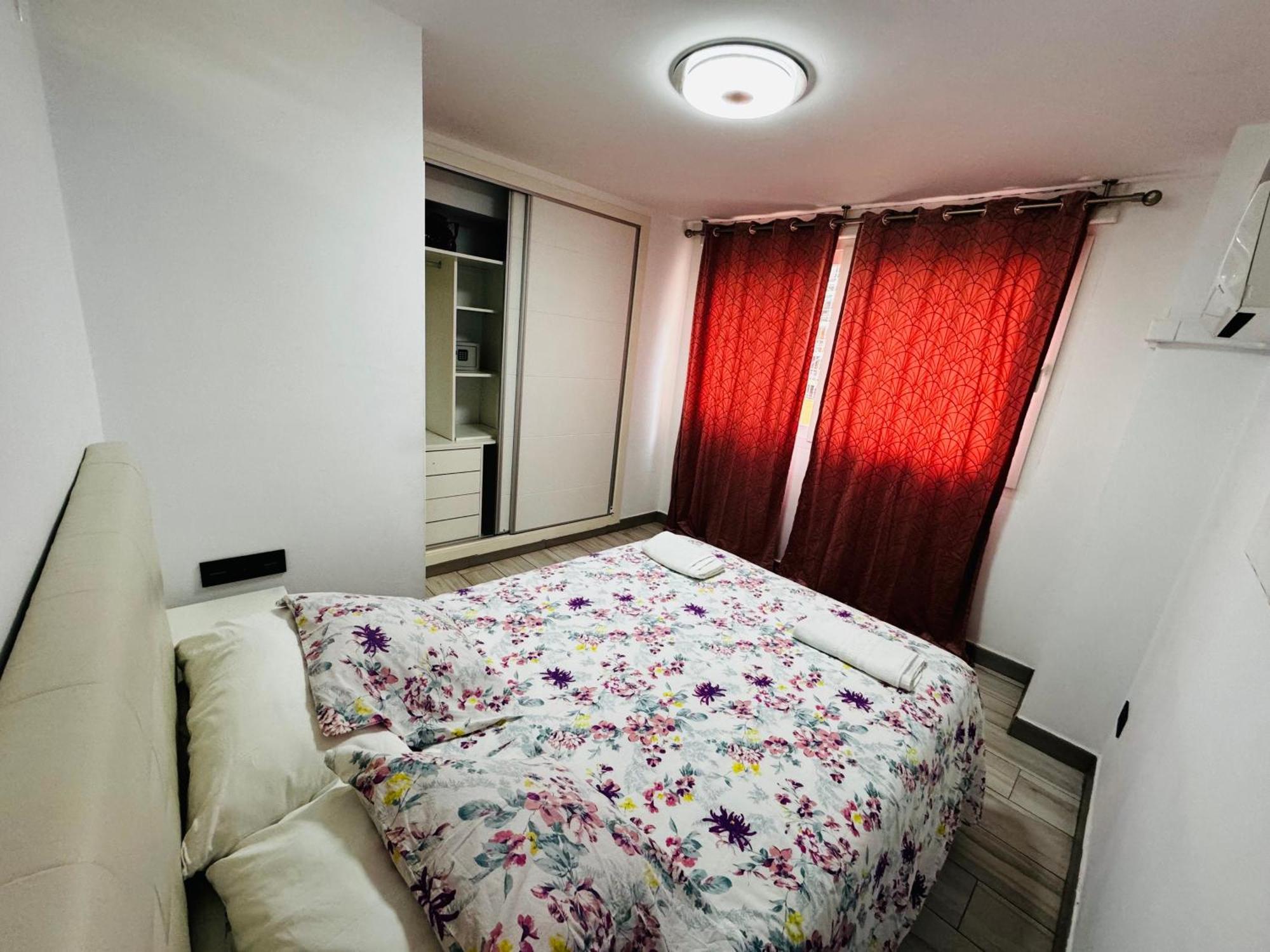 Apartamento Fabrynne Beach Malaga Zewnętrze zdjęcie