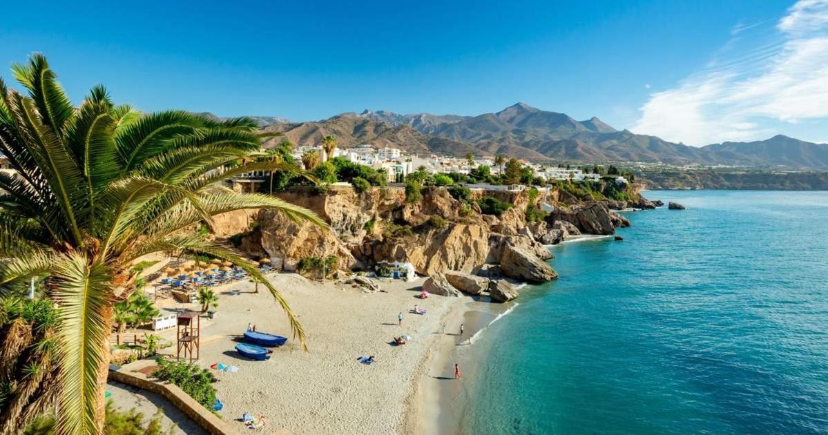 Apartamento Fabrynne Beach Malaga Zewnętrze zdjęcie